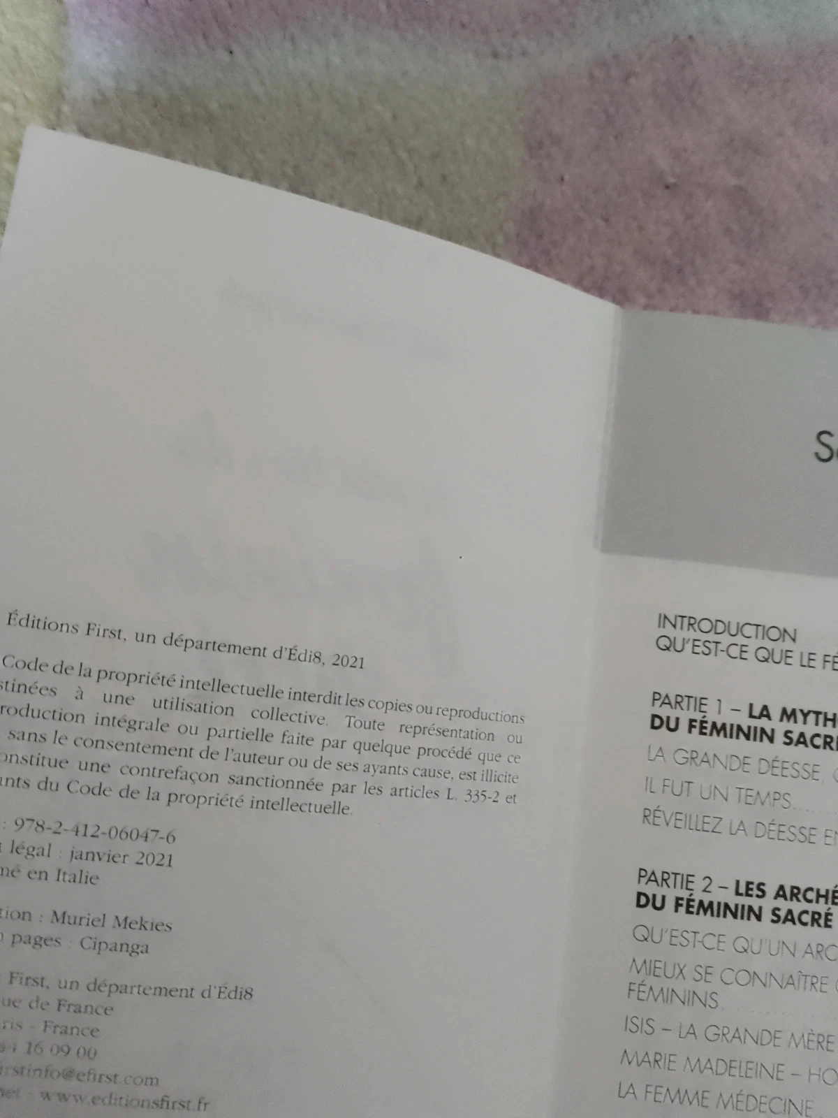 Livre féminin sacré – photo 2